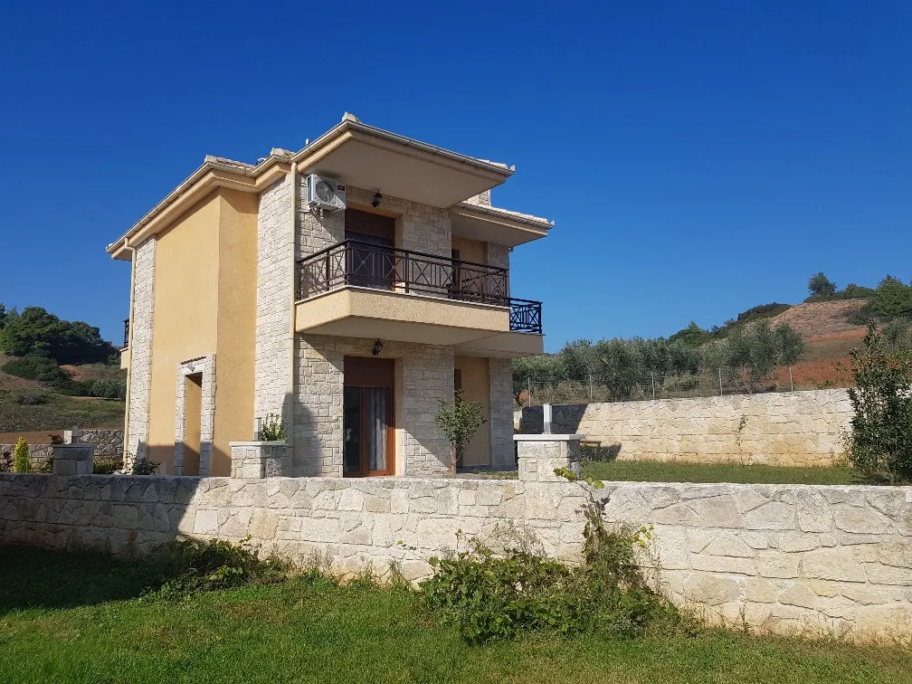 μονοκατοικία προς πώληση 100 τ.μ Κασσάνδρα Χαλκιδική