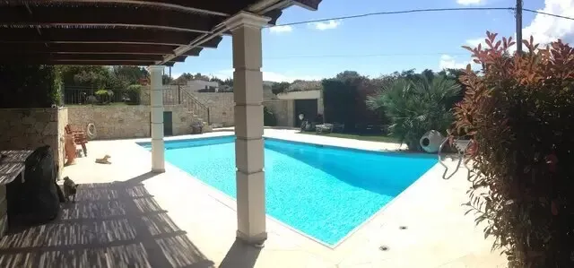 640