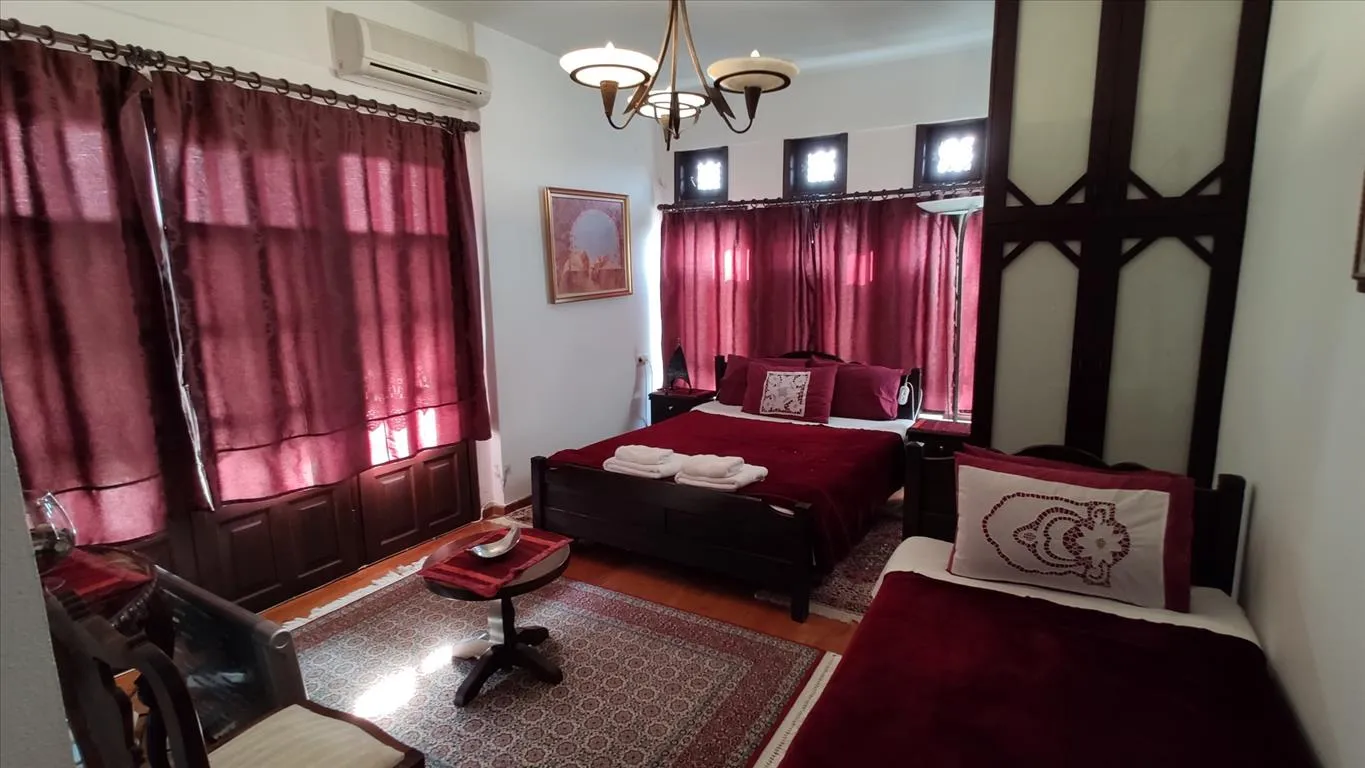 1365