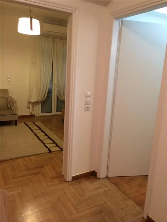 576