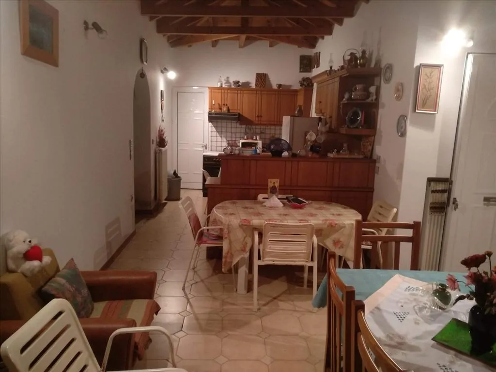 μονοκατοικία προς πώληση 95 τ.μ Αντίρριο Αιτωλοακαρνανία