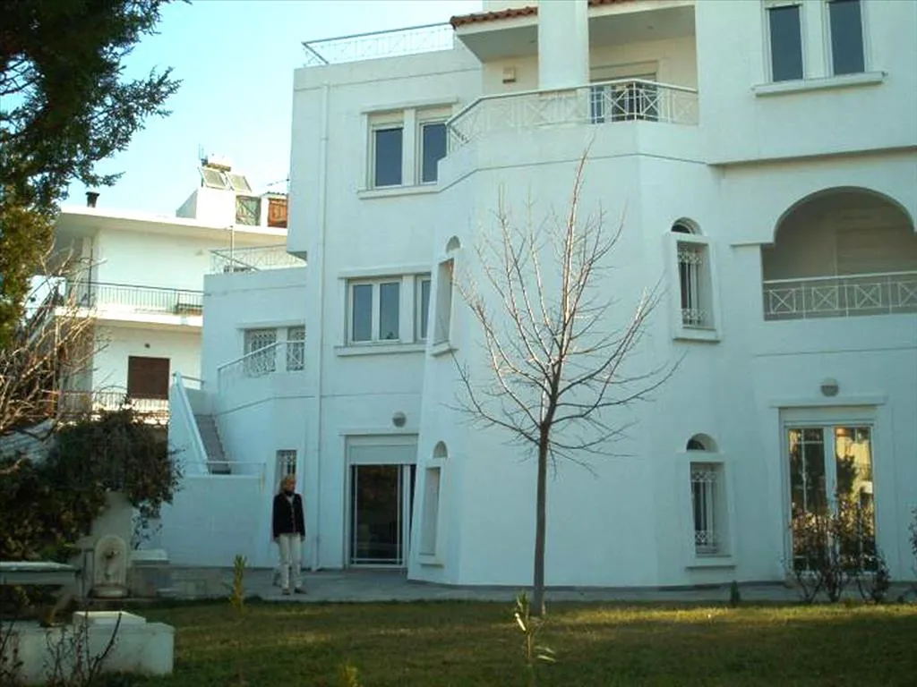βίλα προς πώληση 597 τ.μ Μελίσσια Βόρεια Αθήνας