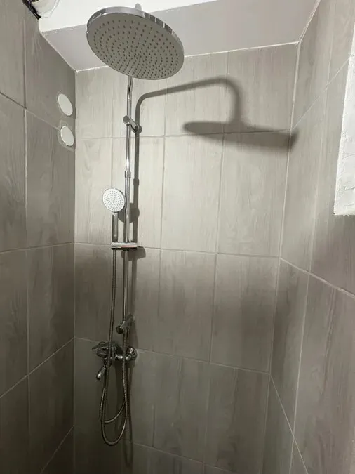 506