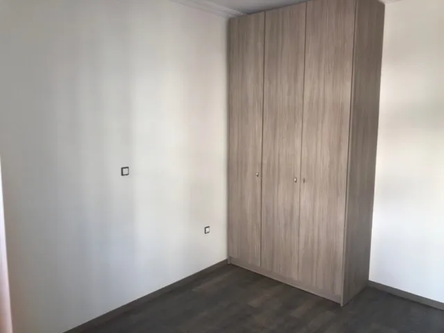 640
