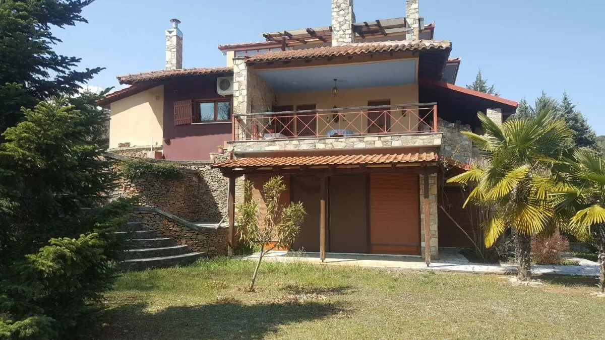 βίλα προς πώληση 350 τ.μ Βέροια Ημαθία