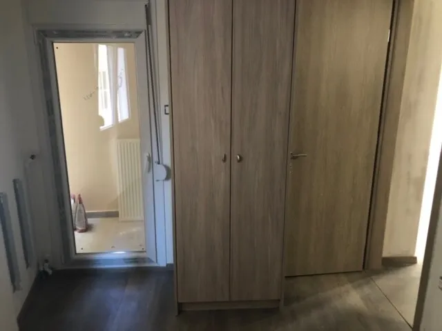 640