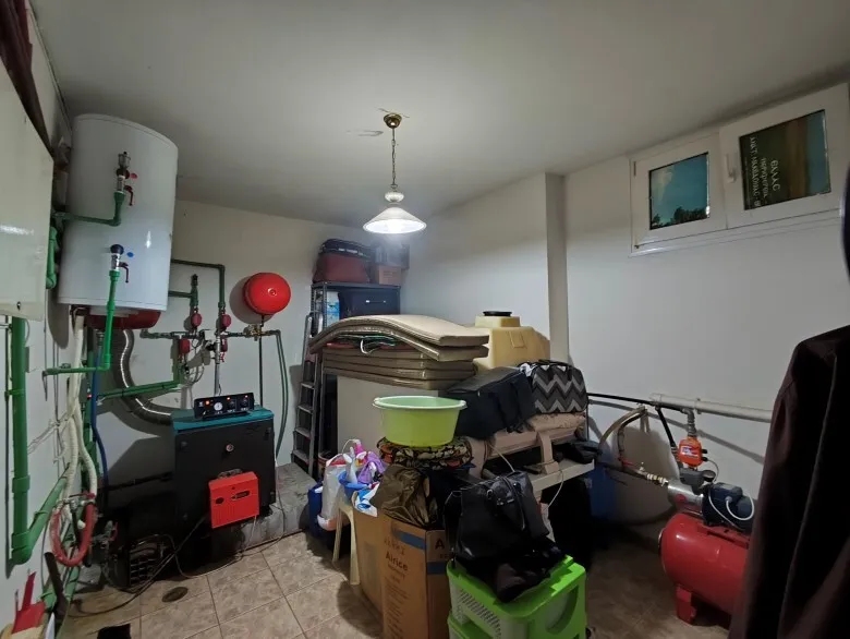 780