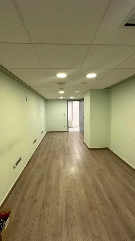576