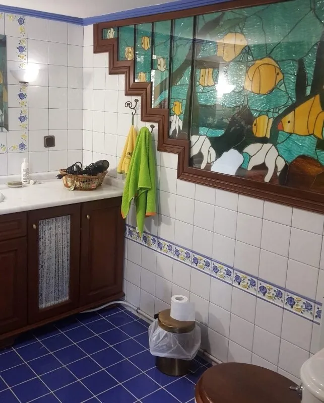 643