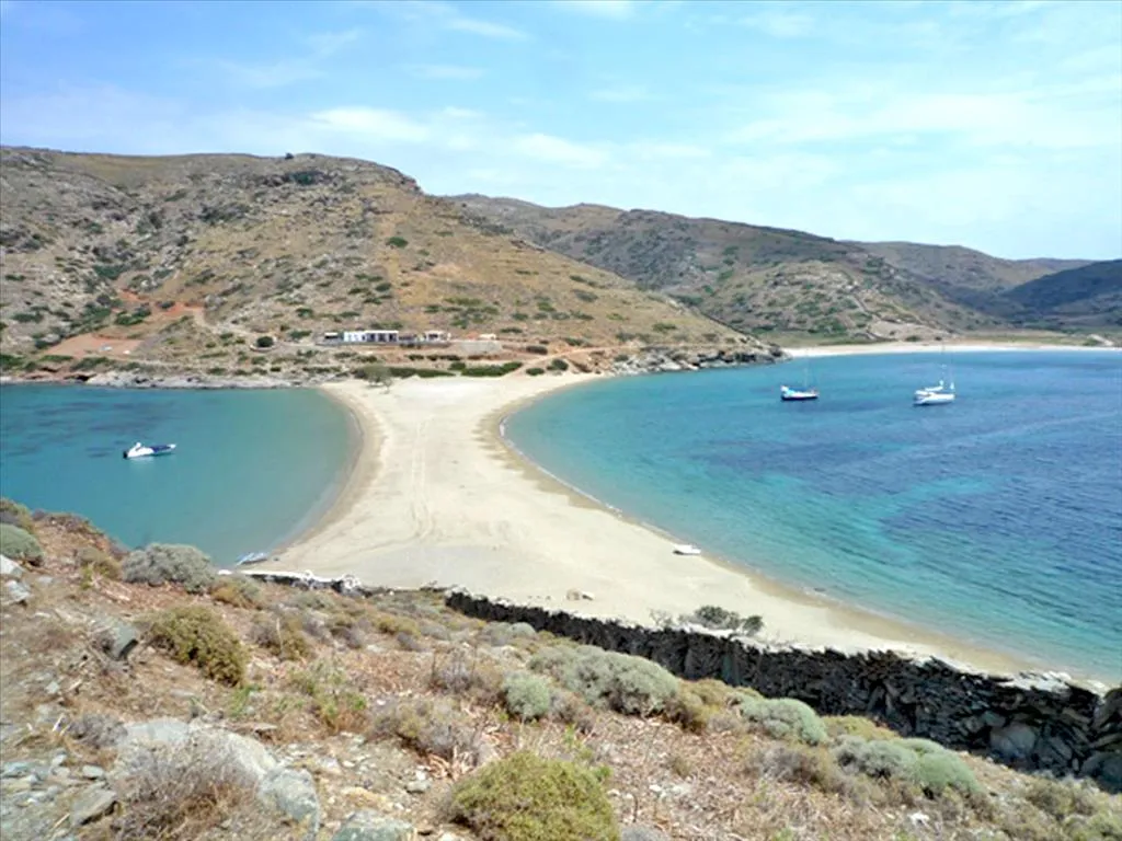 οικόπεδο προς πώληση 4167 τ.μ  Κυκλάδες
