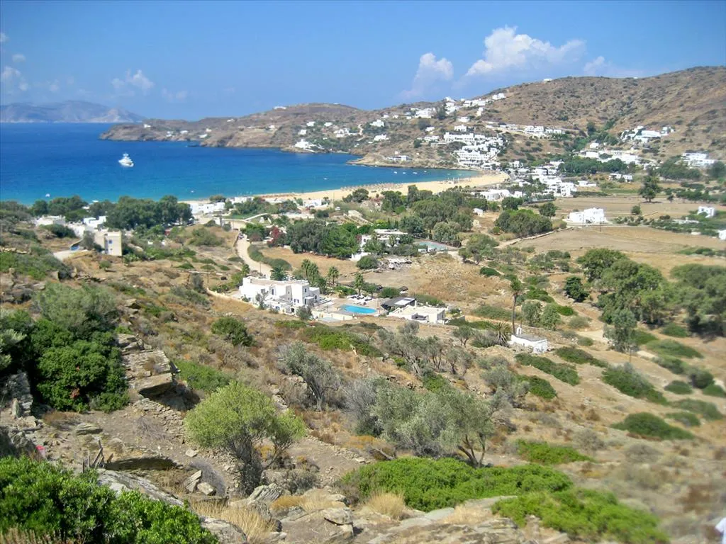 οικόπεδο προς πώληση 19608 τ.μ Ίος Κυκλάδες