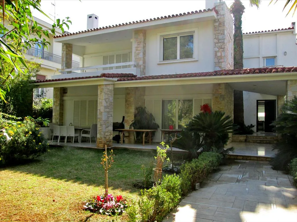 μονοκατοικία προς πώληση 480 τ.μ Γλυφάδα Νότια Αθήνας