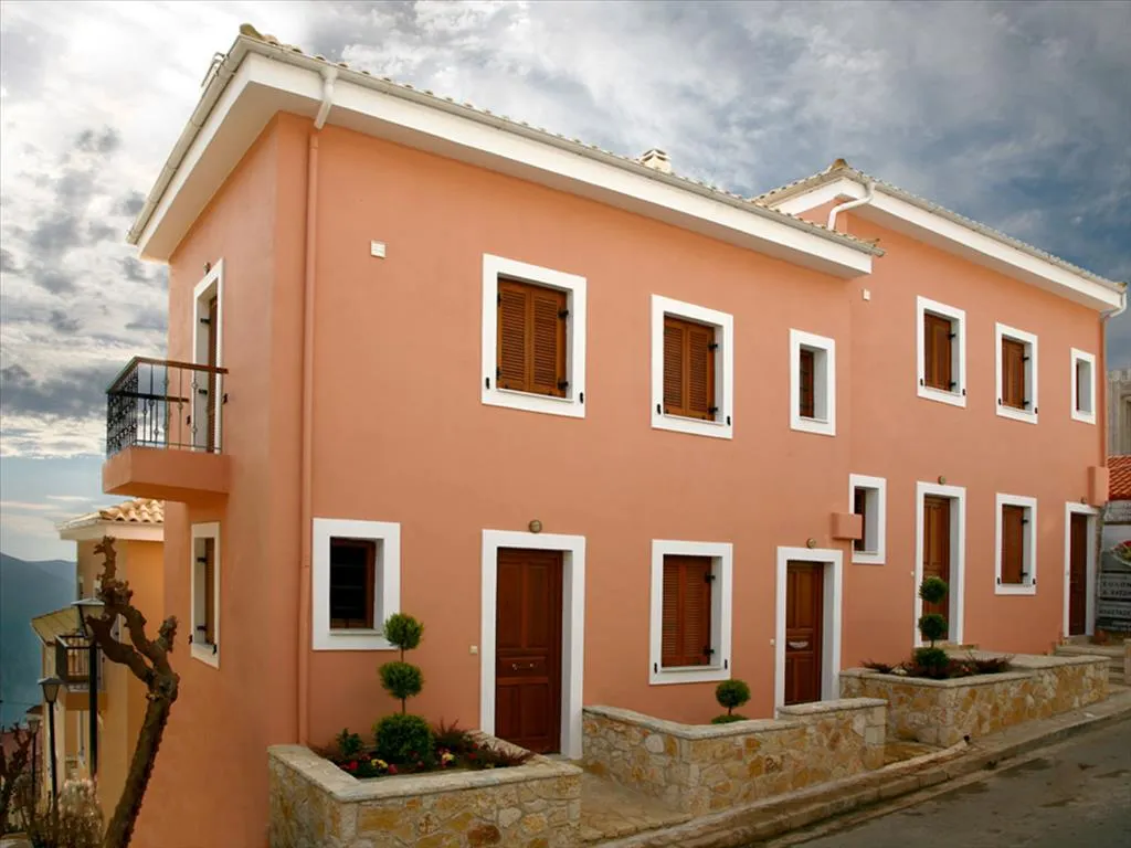επιχείρηση προς πώληση 350 τ.μ Δελφοί Φωκίδα