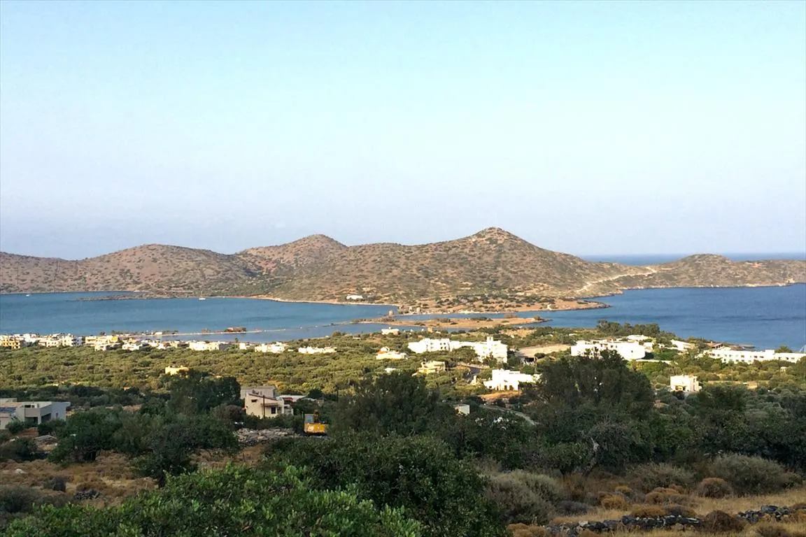οικόπεδο προς πώληση 8200 τ.μ Ελούντα Νομός Λασιθίου