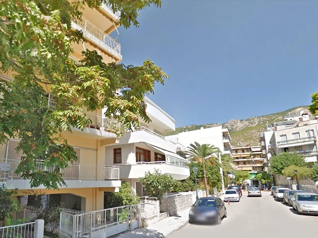 κτίριο προς πώληση 800 τ.μ Λουτράκι-Περαχώρα Κορινθία