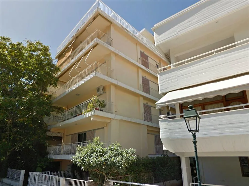 κτίριο προς πώληση 800 τ.μ Λουτράκι-Περαχώρα Κορινθία