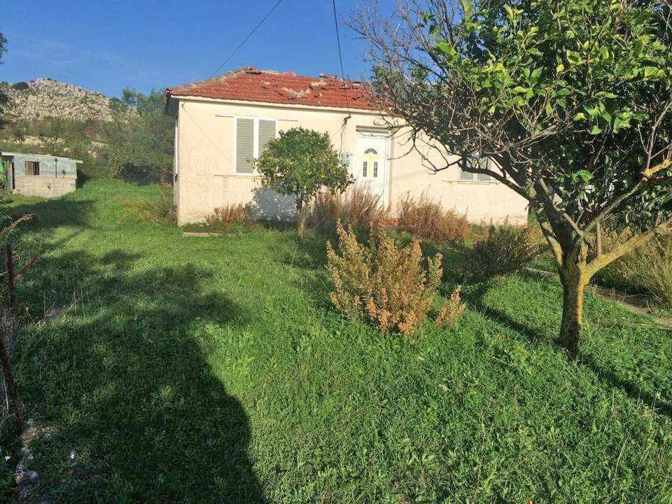 μονοκατοικία προς πώληση 40 τ.μ Σιπιάδα Μαγνησία