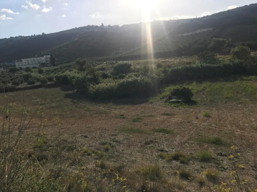 οικόπεδο προς πώληση 7800 τ.μ Ηράκλειο Κρήτης Νομός Ηρακλείου