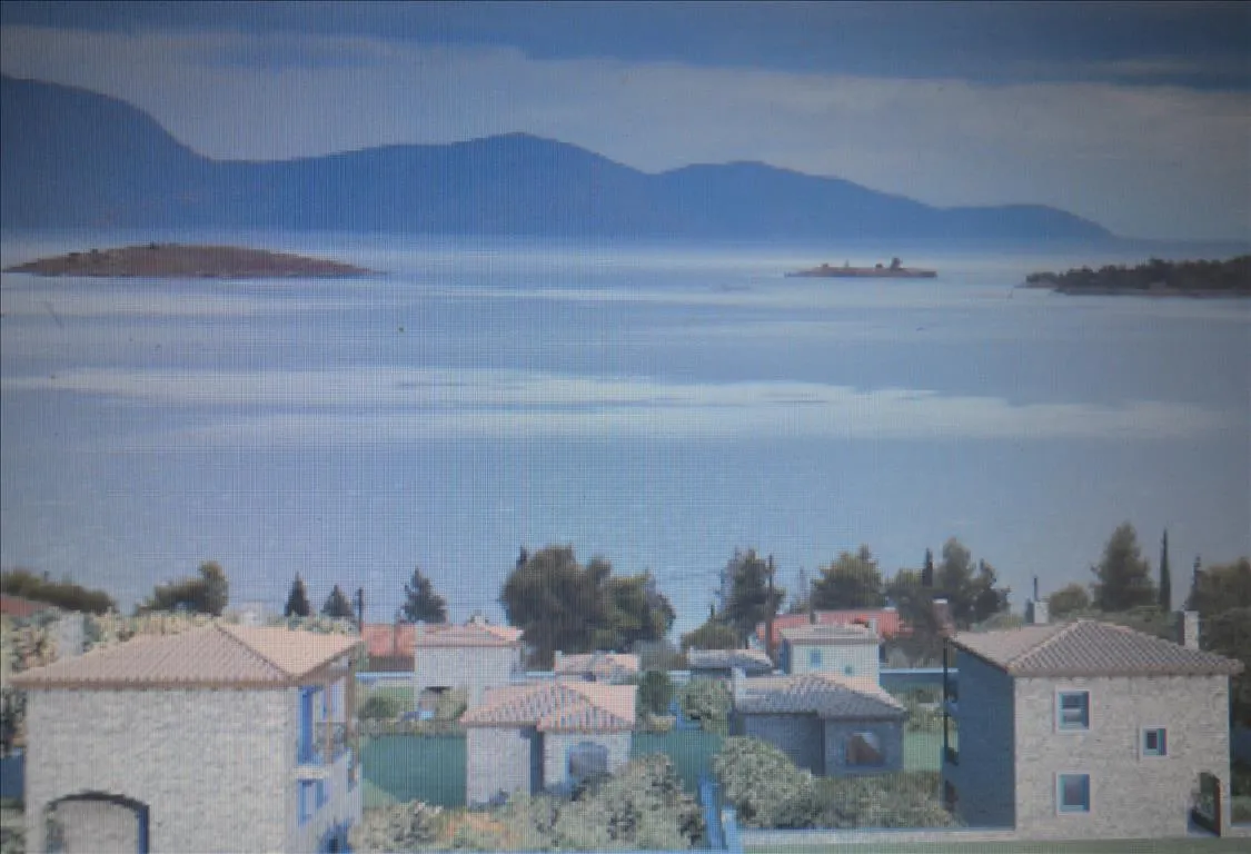 μεζονέτα προς πώληση  τ.μ Γαλαξίδι Φωκίδα