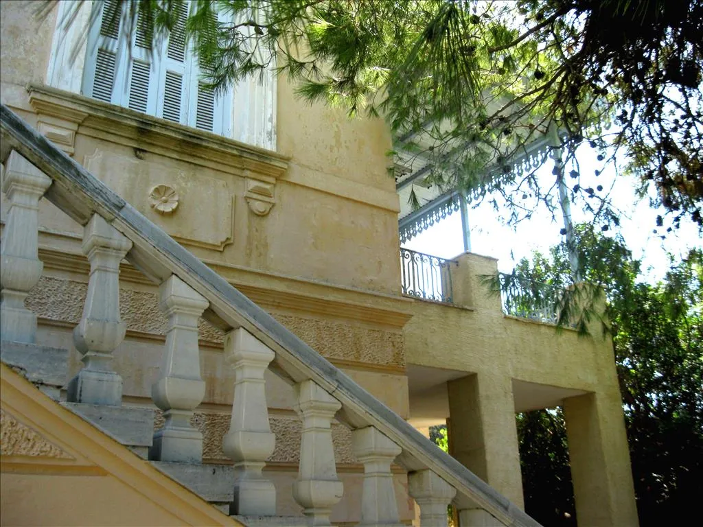 μονοκατοικία προς πώληση 220 τ.μ Σύρος Κυκλάδες