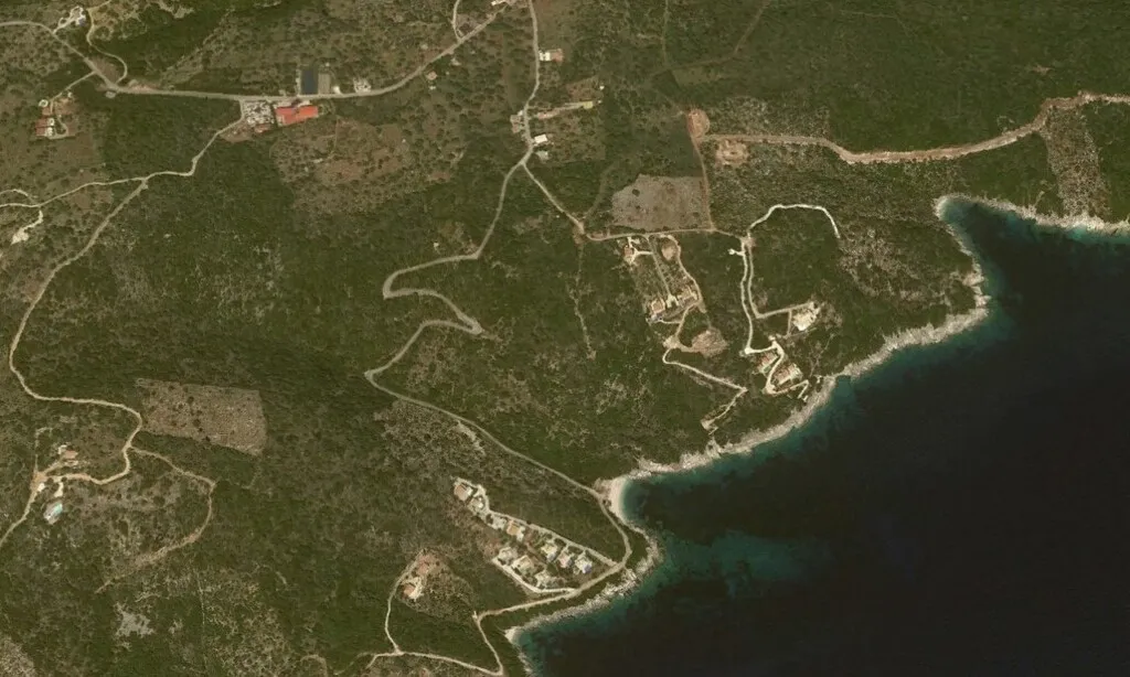 οικόπεδο προς πώληση 7330 τ.μ Μεγανήσι Νομός Λευκάδας