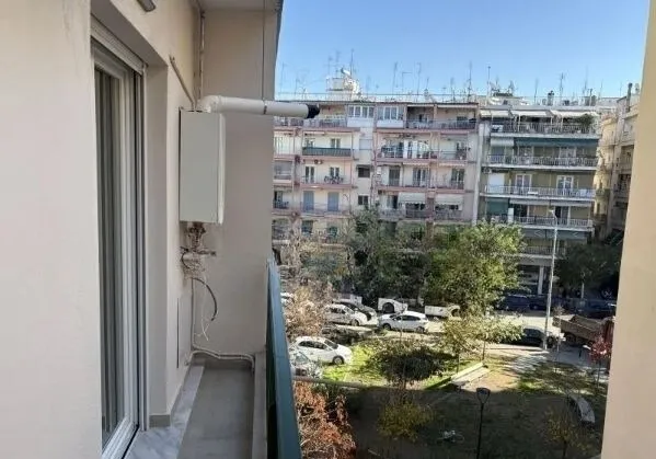 599