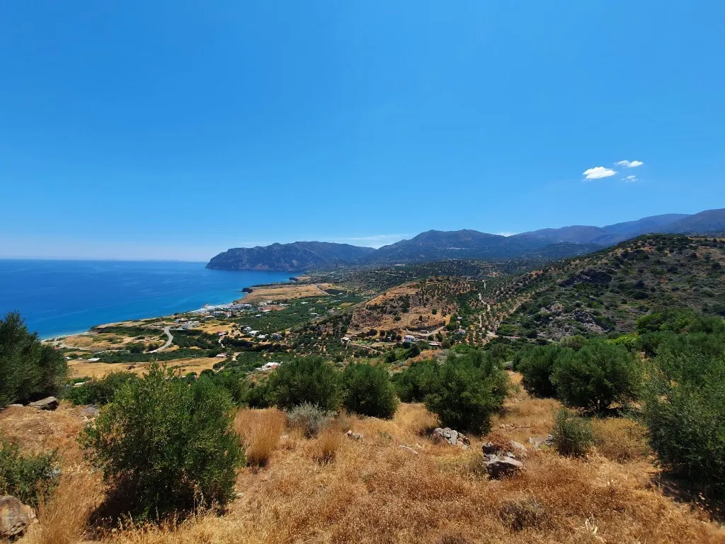 οικόπεδο προς πώληση 21000 τ.μ Σητεία Νομός Λασιθίου