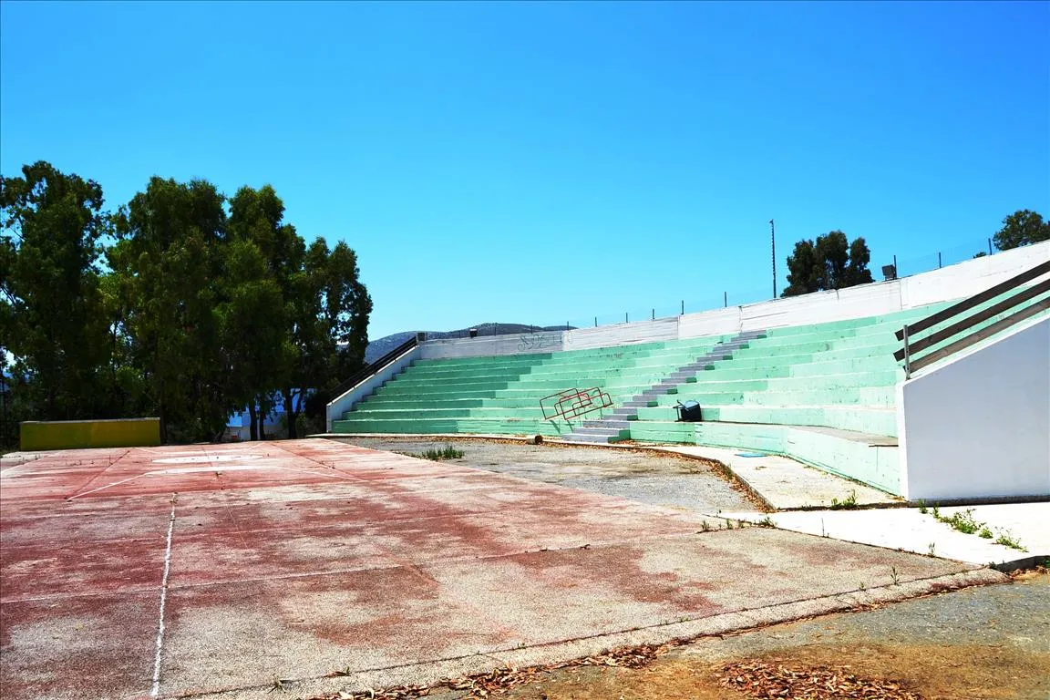 επιχείρηση προς πώληση 2800 τ.μ Ηράκλειο Κρήτης Νομός Ηρακλείου