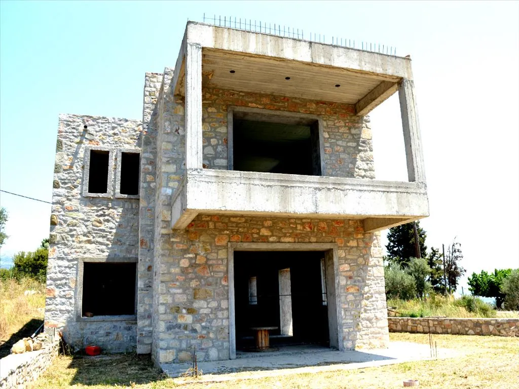 μεζονέτα προς πώληση 150 τ.μ Αντίρριο Αιτωλοακαρνανία