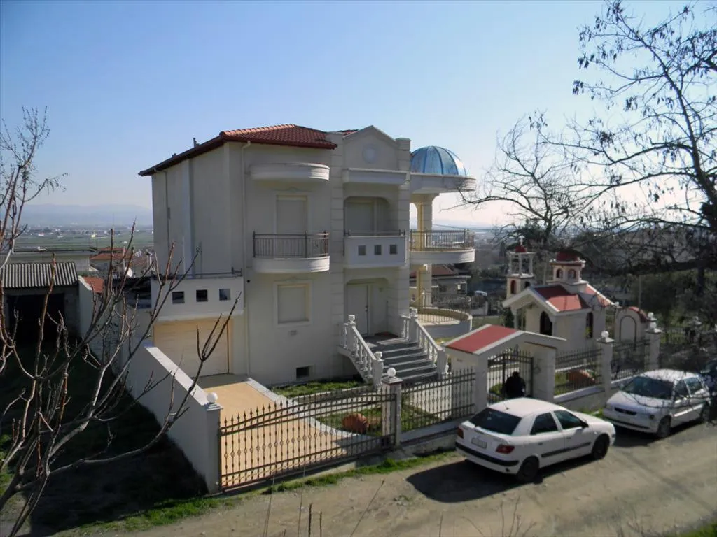 βίλα προς πώληση 380 τ.μ  Προάστια Θεσσαλονίκης
