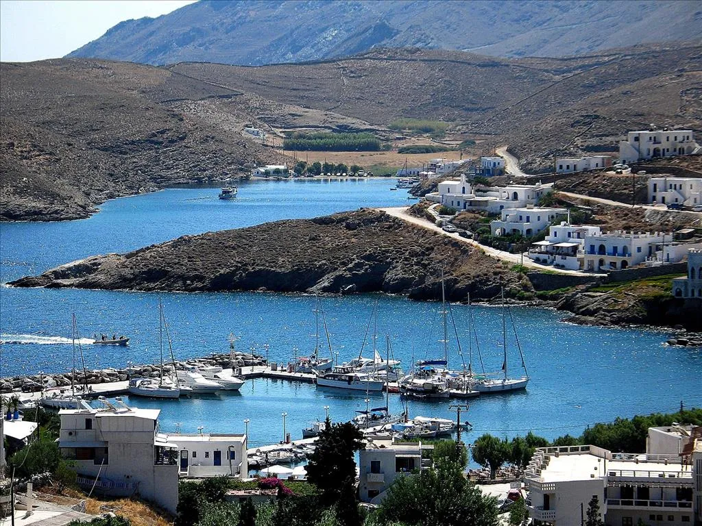 οικόπεδο προς πώληση 5500 τ.μ  Κυκλάδες