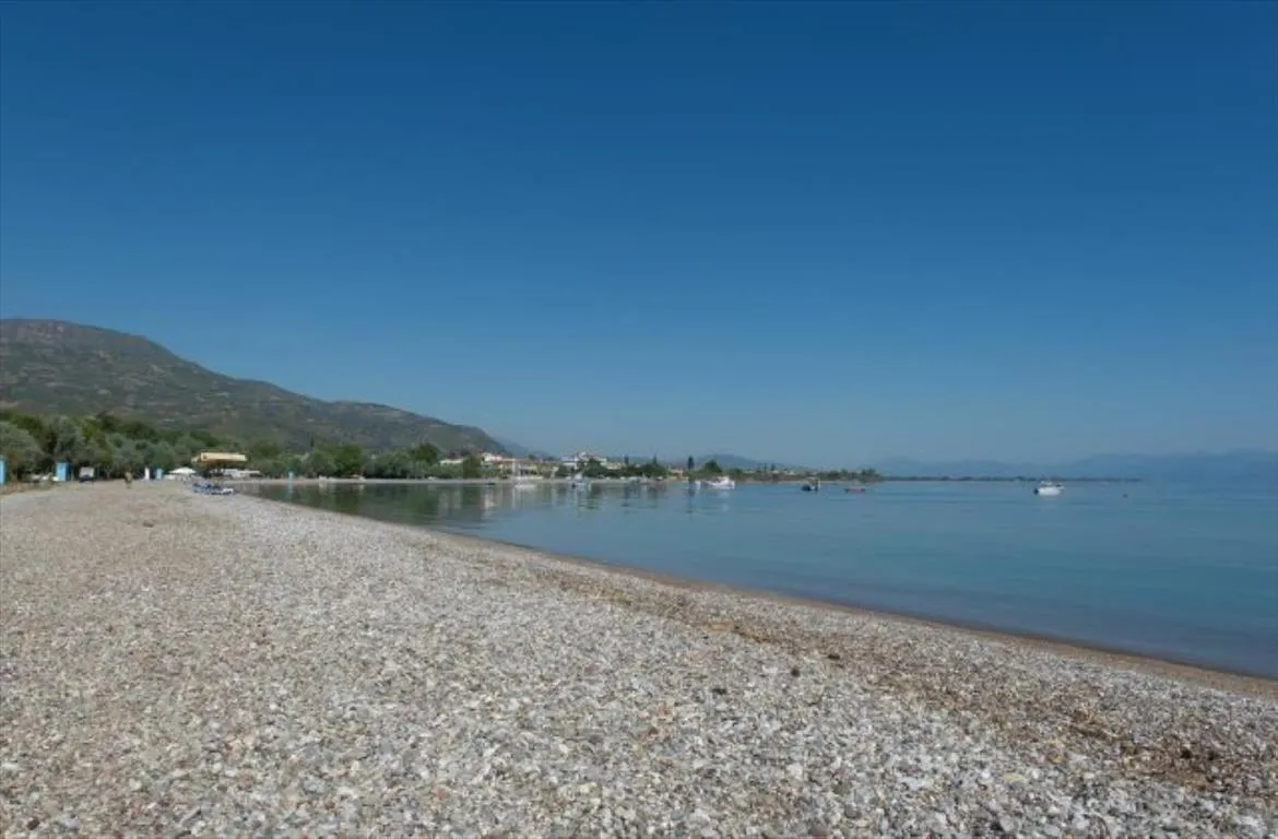 μονοκατοικία προς πώληση 170 τ.μ Ευρωστίνα Κορινθία