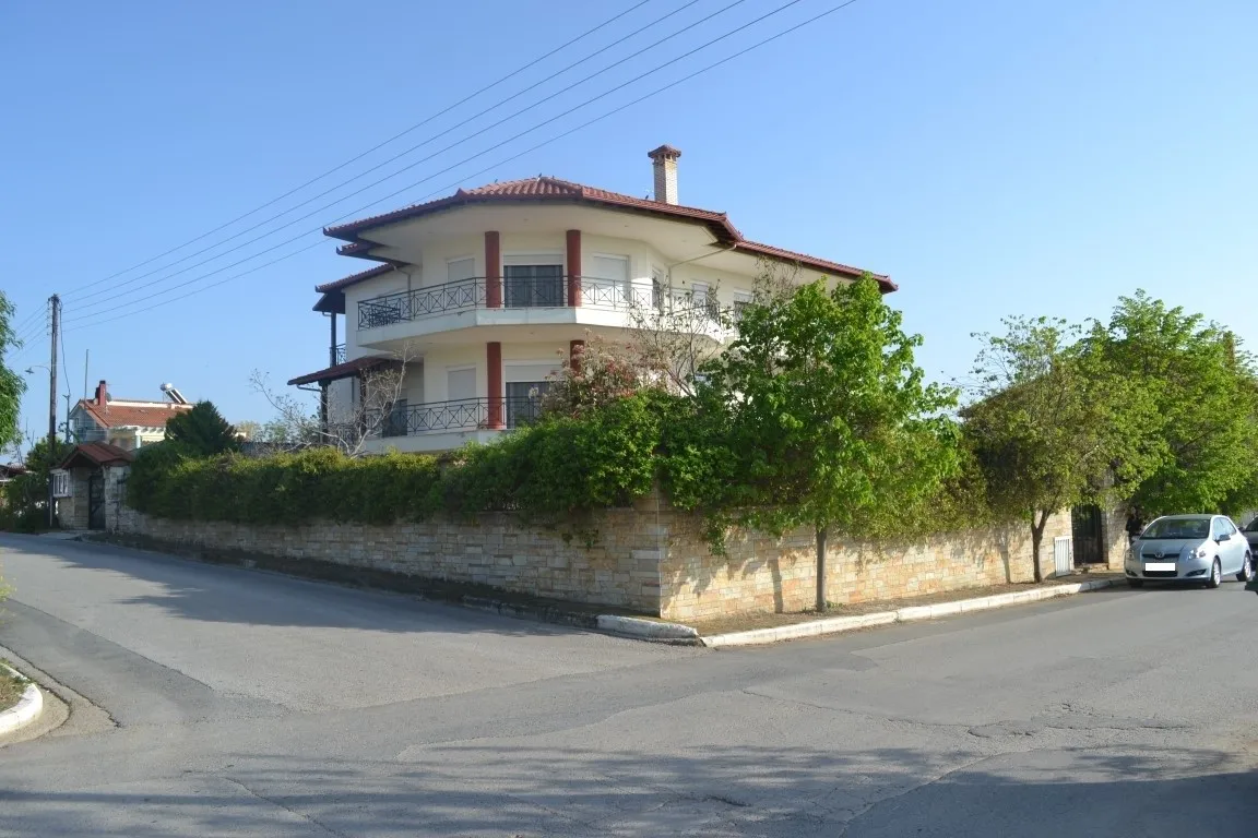 μονοκατοικία προς πώληση 480 τ.μ Σιθωνία Χαλκιδική