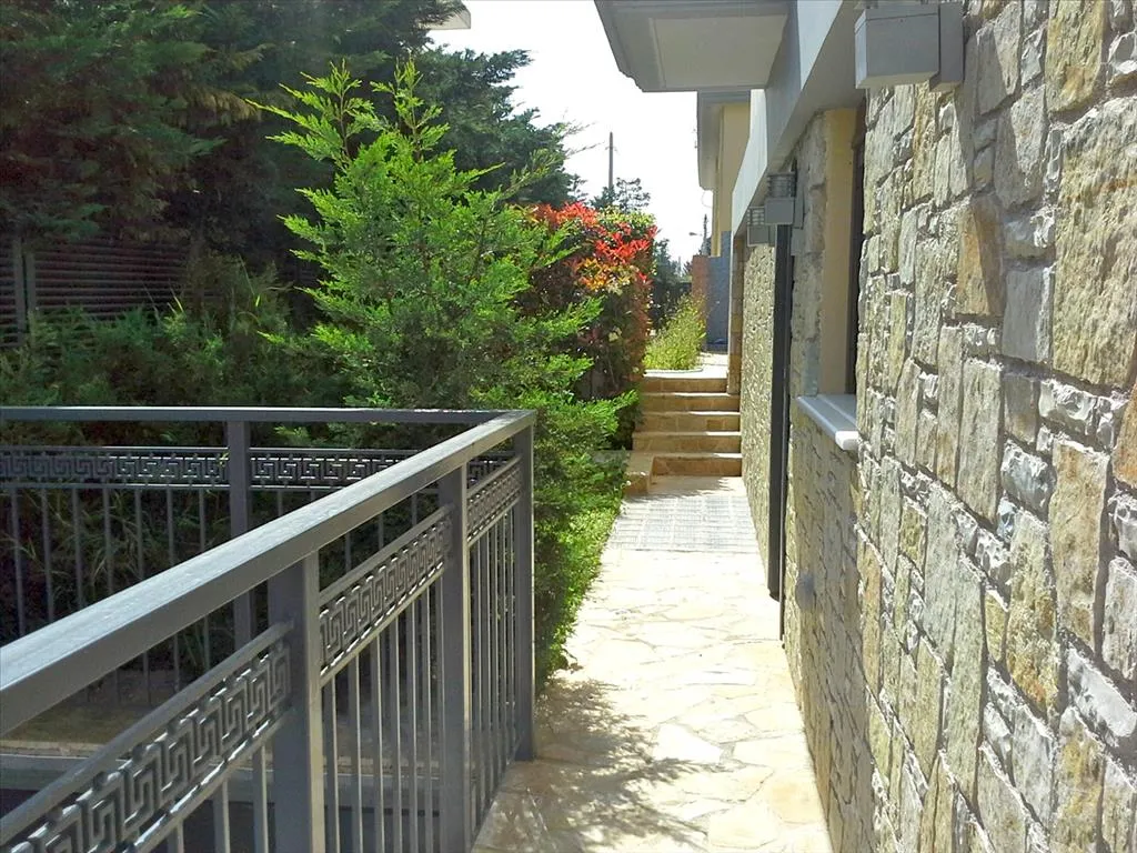μεζονέτα προς πώληση 470 τ.μ Γλυφάδα Νότια Αθήνας