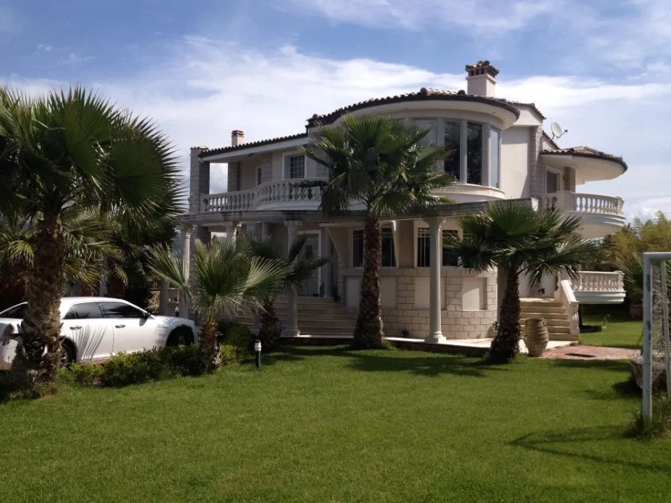 βίλα προς πώληση 450 τ.μ Βασιλικά Προάστια Θεσσαλονίκης