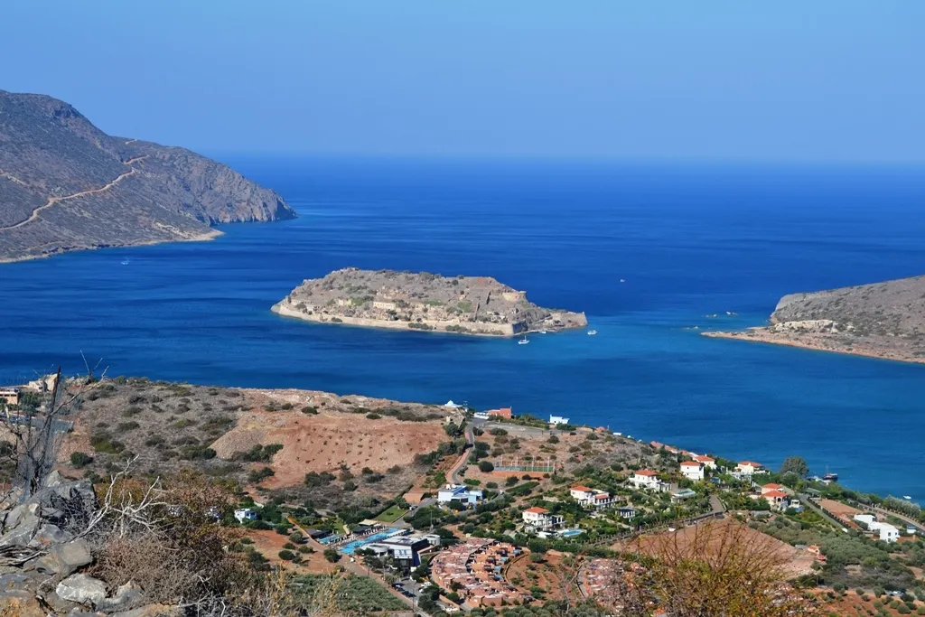 οικόπεδο προς πώληση 40000 τ.μ Άγιος Νικόλαος Νομός Λασιθίου