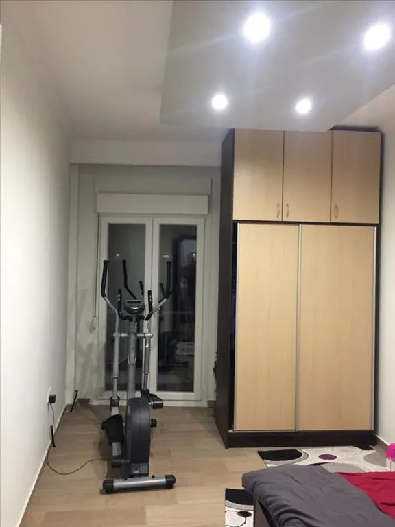 576