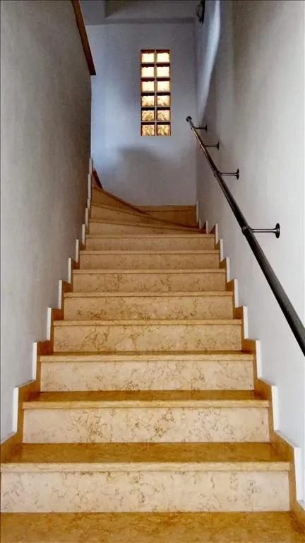 432