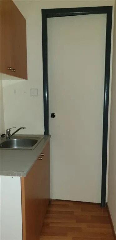 373