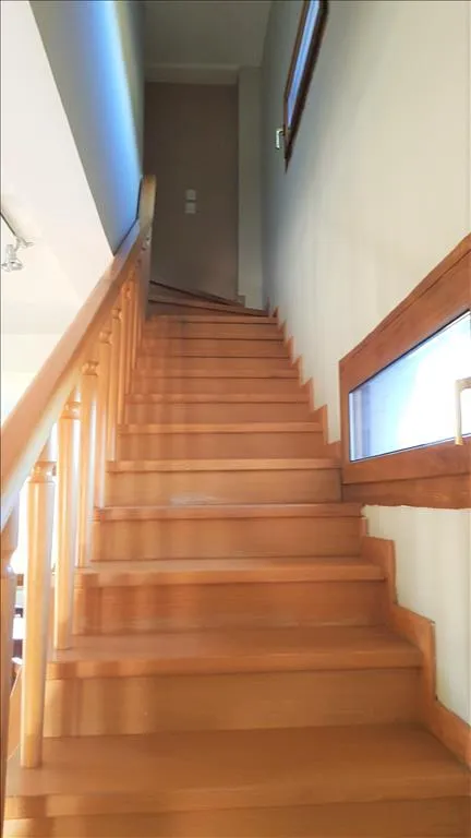 432