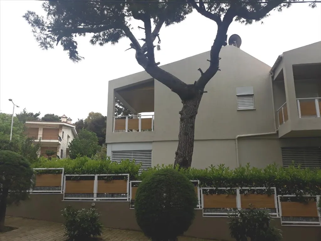 μεζονέτα προς πώληση 300 τ.μ Κηφισιά Βόρεια Αθήνας
