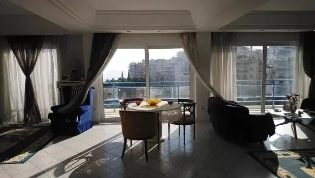 640