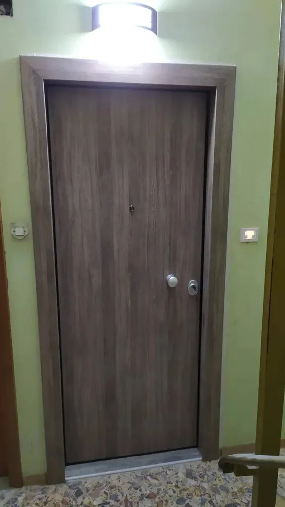 576