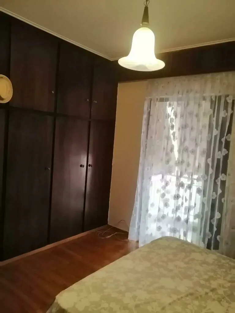 768
