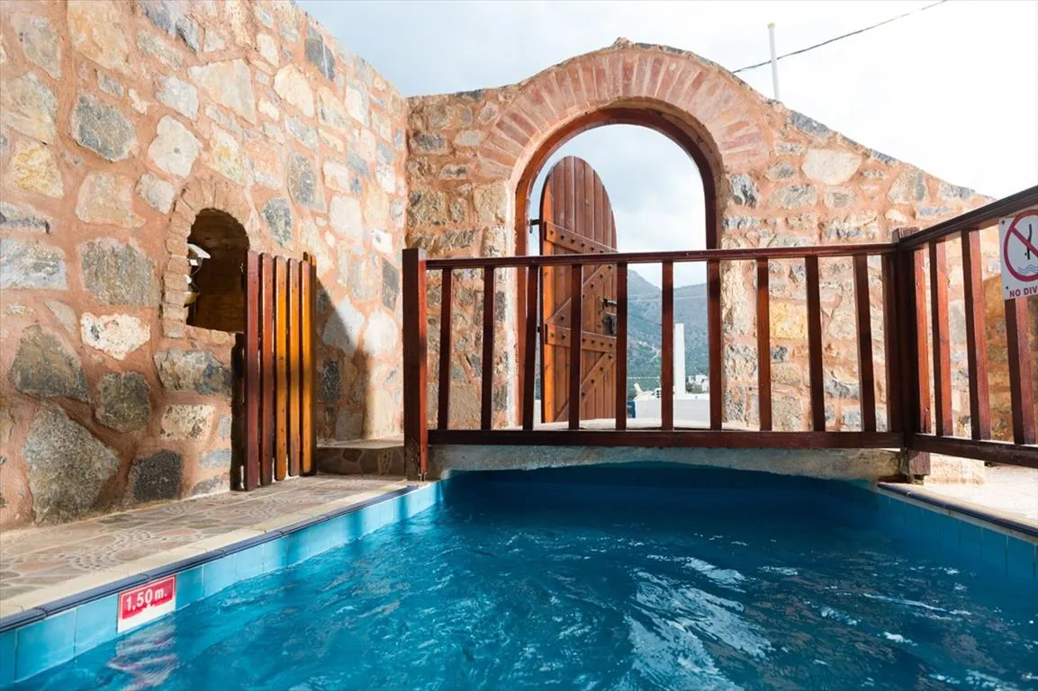 1153