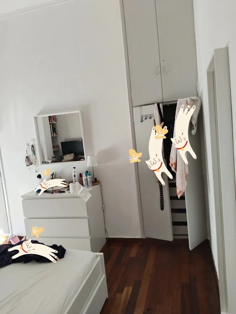 768
