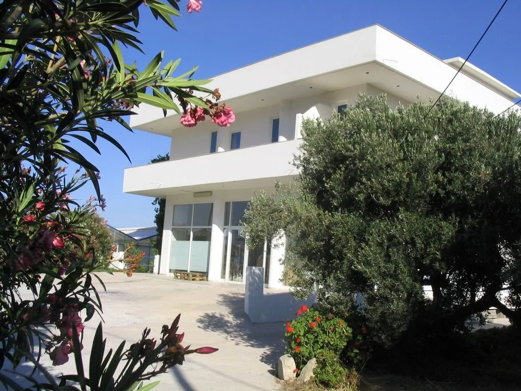 επιχείρηση προς πώληση 579 τ.μ Ιεράπετρα Νομός Λασιθίου