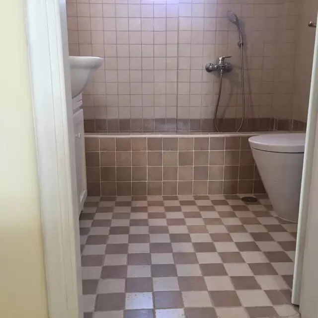 640