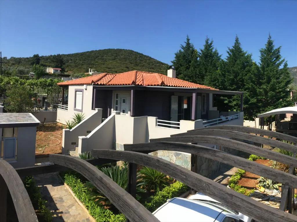 μονοκατοικία προς πώληση 100 τ.μ Ανθηδώνα Εύβοια