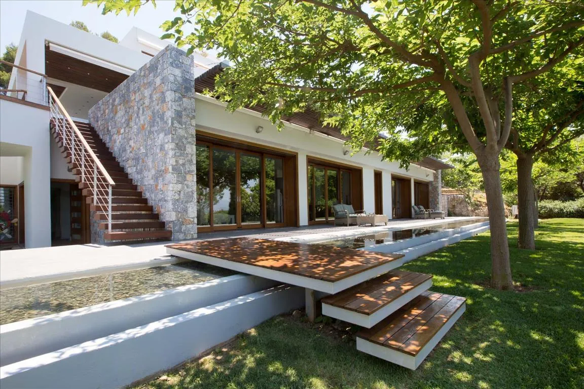 1152